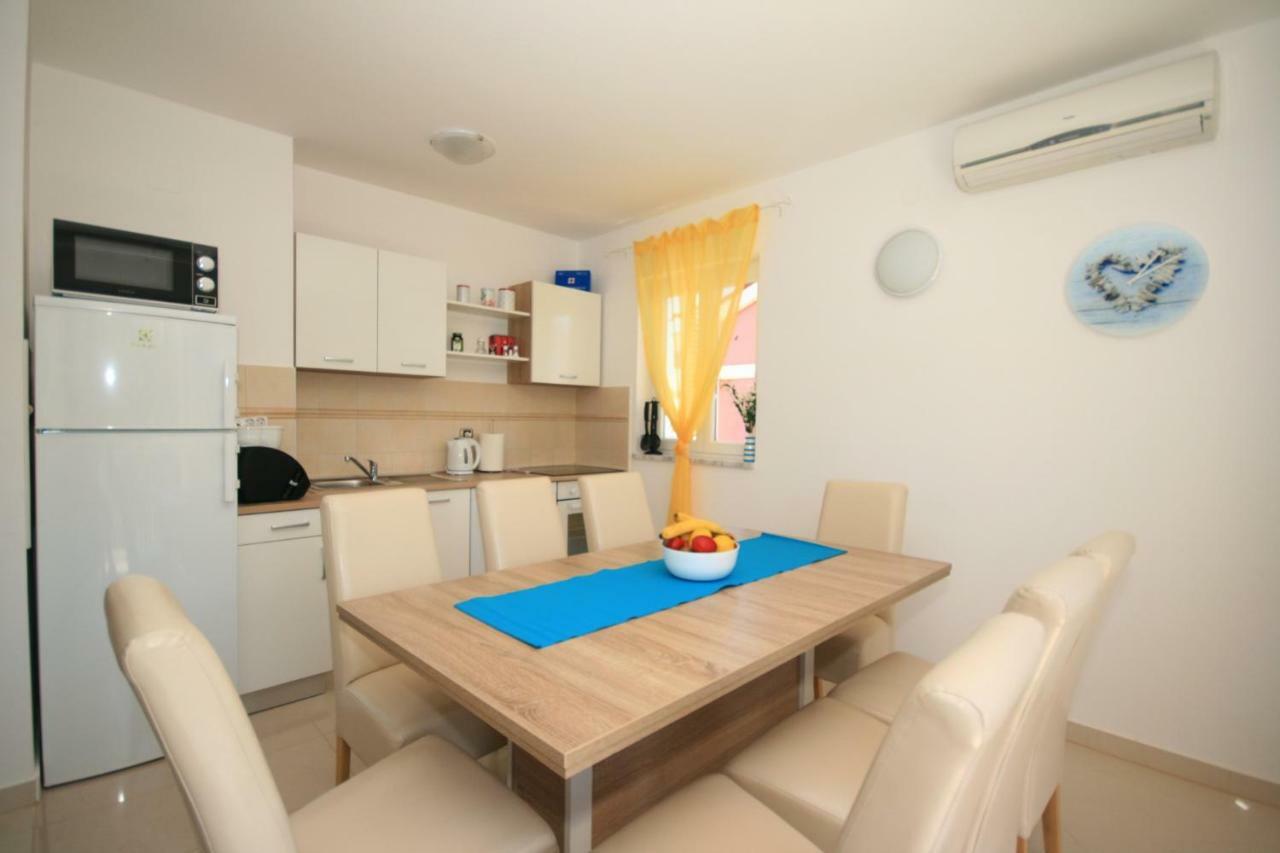 Apartment Mimoza 5, Baska, Krk Eksteriør bilde