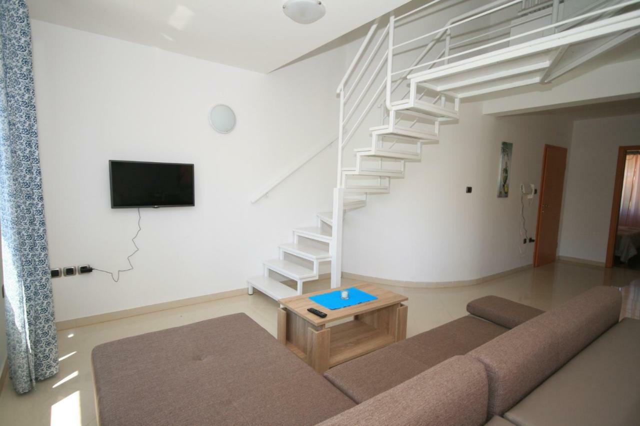 Apartment Mimoza 5, Baska, Krk Eksteriør bilde